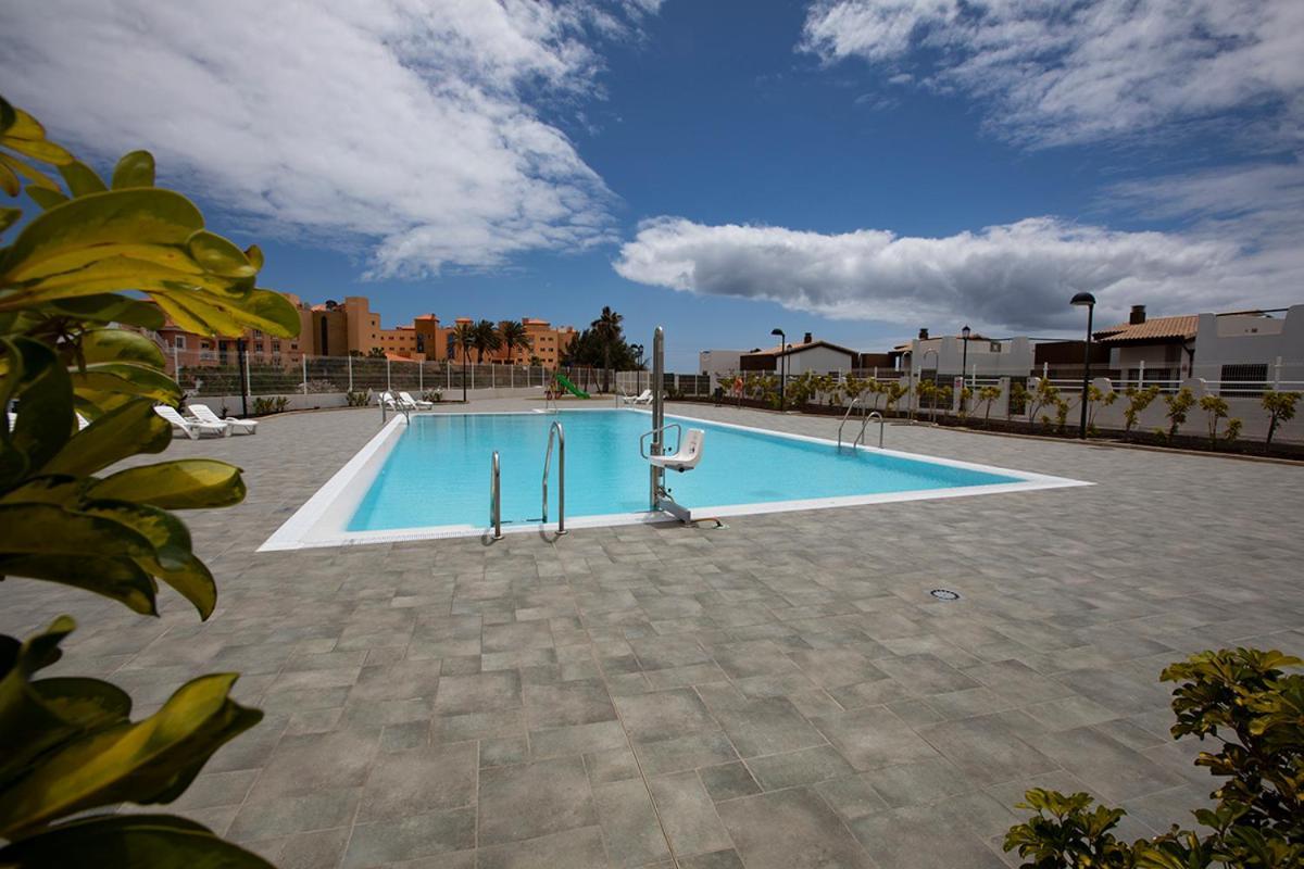 Luxury Apartment Verano Azul - Beach & Golf - Pueblo Majorero Caleta De Fuste Exterior photo